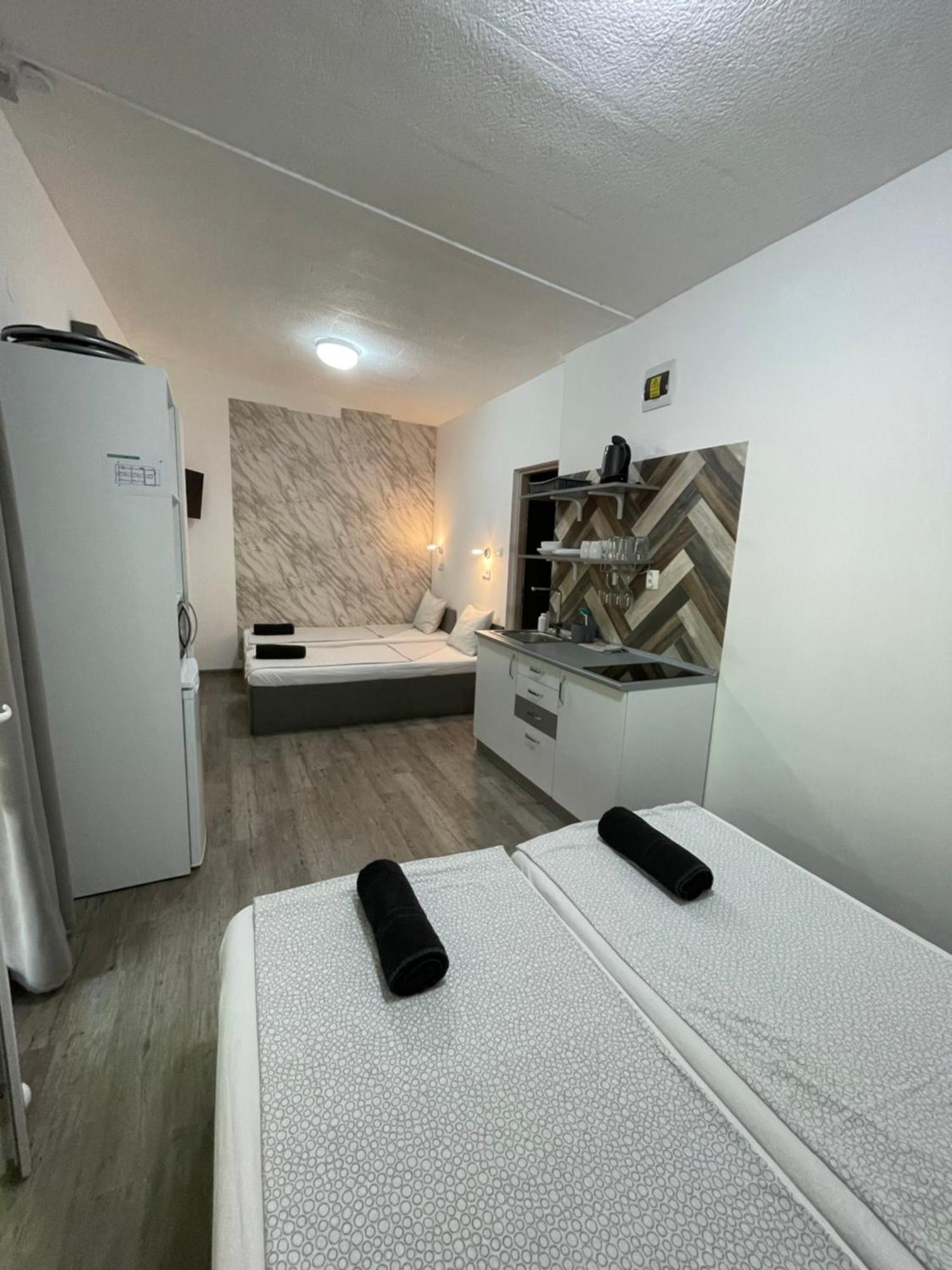 בלטונללה Tutti Apartman מראה חיצוני תמונה